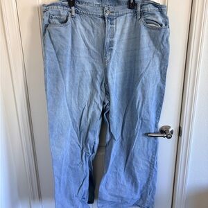 Old Navy Women’s Relaxed Light Blue Jeans
